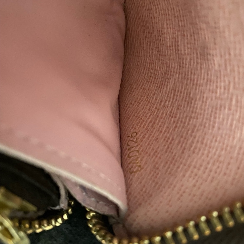 Louis Vuitton Clemence wallet in Rose Ballerine authentic - Picture 4 of 16
